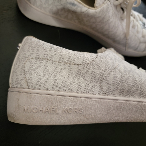 Michael Michael Kors Leather Logo Sneakers - Picture 4 of 12